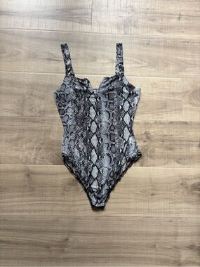 Snake Print Bodysuit - Gray & Black